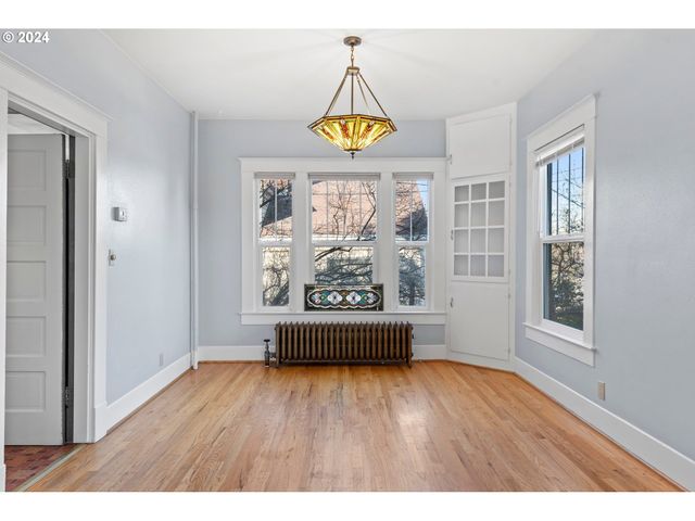 1706 OAK St, La Grande, OR 97850