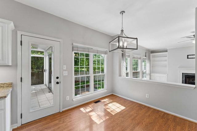 6217 Deerbrook Dr, Nashville, TN 37221