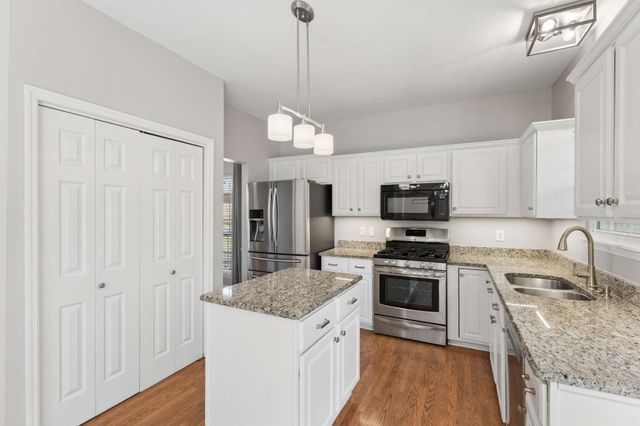 6217 Deerbrook Dr, Nashville, TN 37221