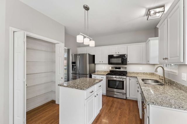 6217 Deerbrook Dr, Nashville, TN 37221