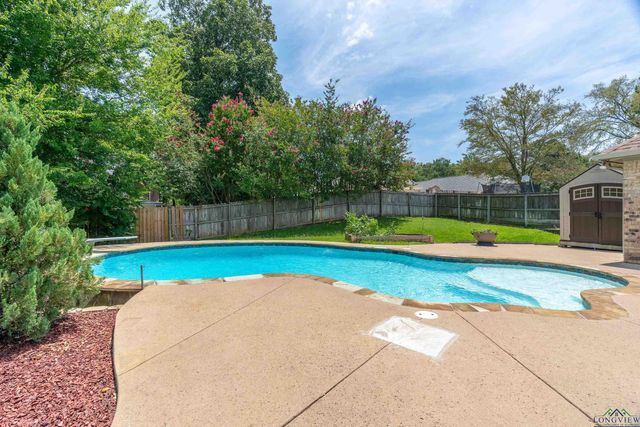3826 Fern Ridge Dr., Longview, TX 75605