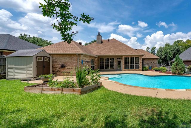 3826 Fern Ridge Dr., Longview, TX 75605