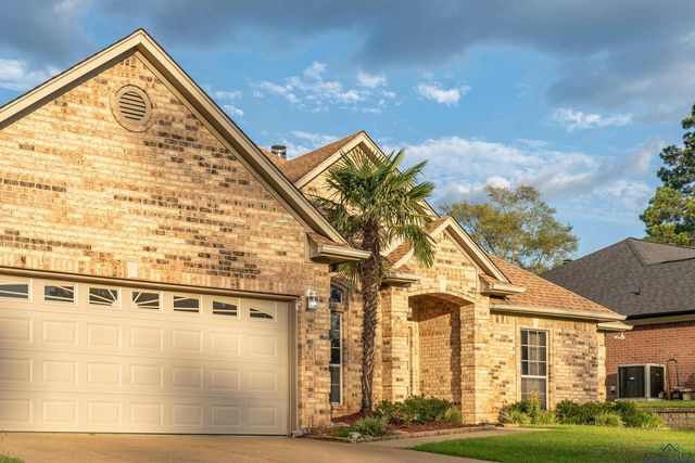 3826 Fern Ridge Dr., Longview, TX 75605