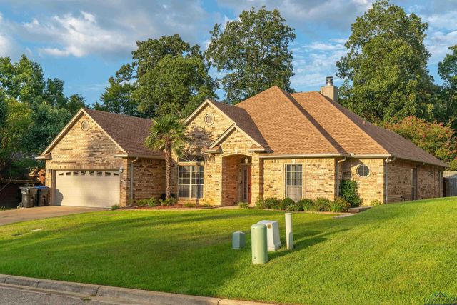 3826 Fern Ridge Dr., Longview, TX 75605