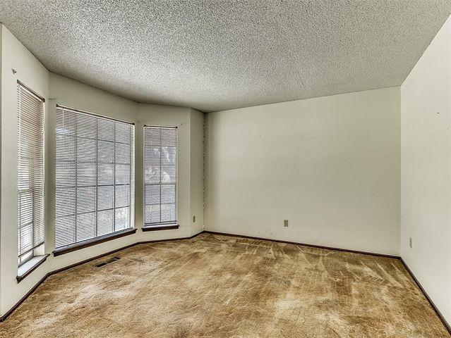 21370 N Rockwell Avenue, Edmond, OK 73012