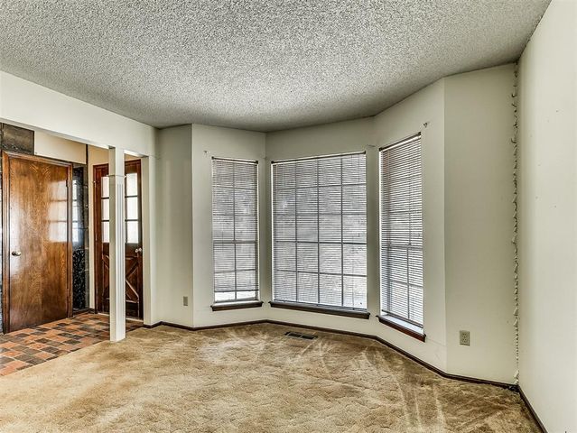 21370 N Rockwell Avenue, Edmond, OK 73012