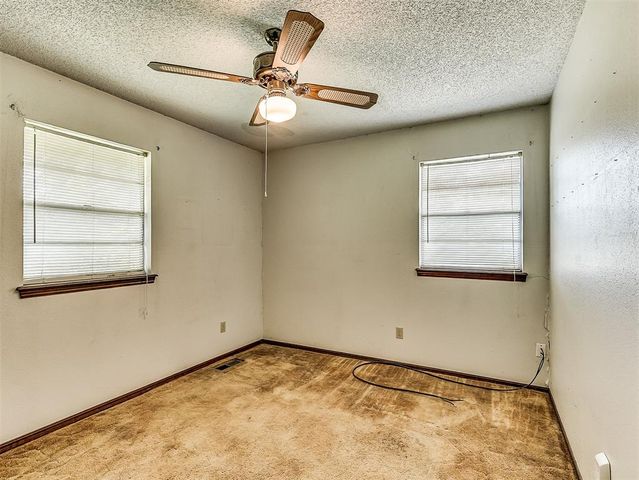 21370 N Rockwell Avenue, Edmond, OK 73012