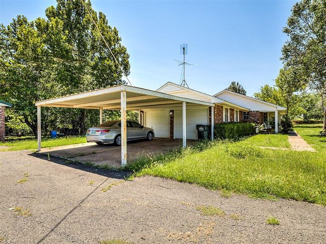 21370 N Rockwell Avenue, Edmond, OK 73012