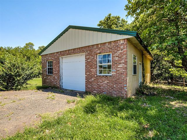 21370 N Rockwell Avenue, Edmond, OK 73012
