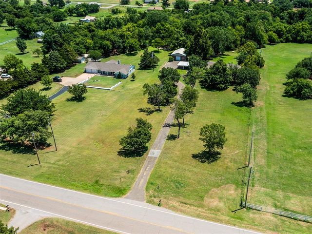21370 N Rockwell Avenue, Edmond, OK 73012