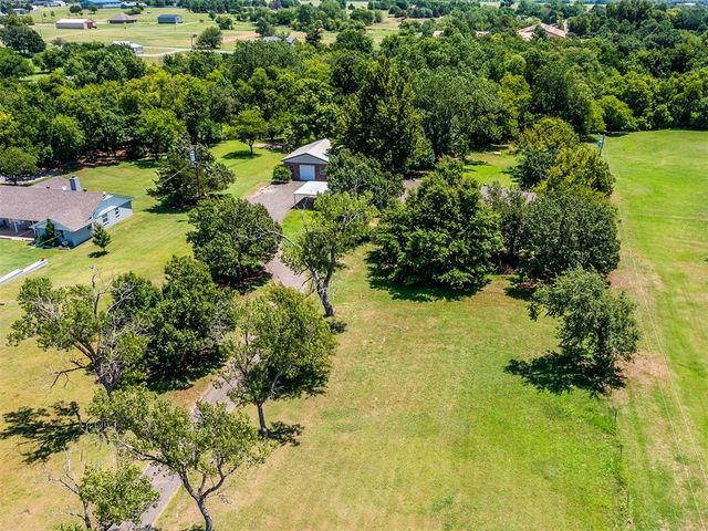21370 N Rockwell Avenue, Edmond, OK 73012