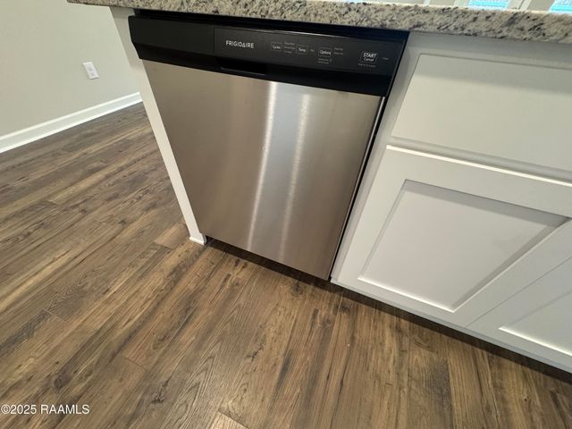 325 White Pine Drive, Lafayette, LA 70501