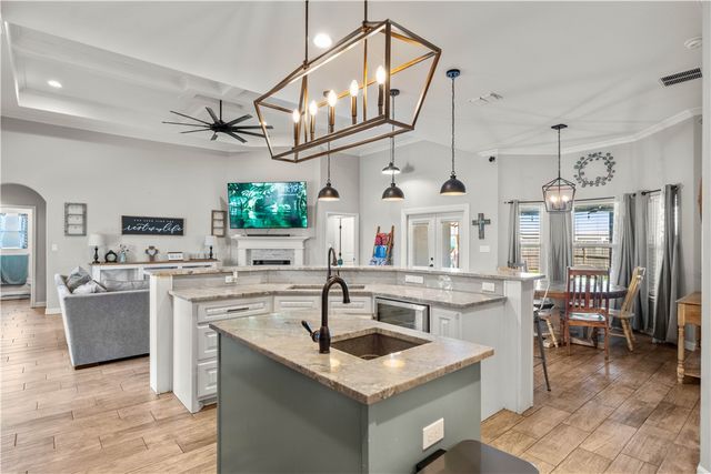 14226 Bowman Ct, Robstown, TX 78380