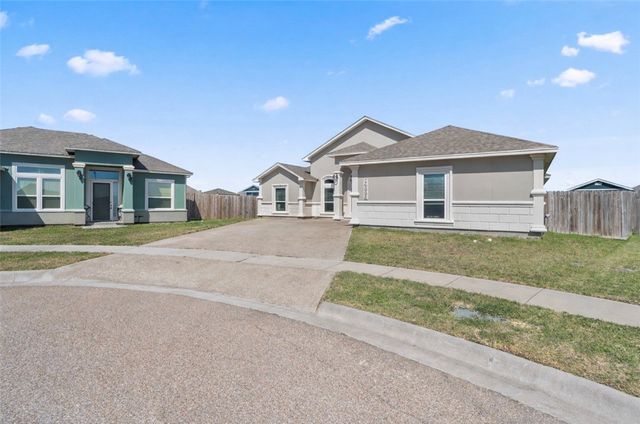 14226 Bowman Ct, Robstown, TX 78380