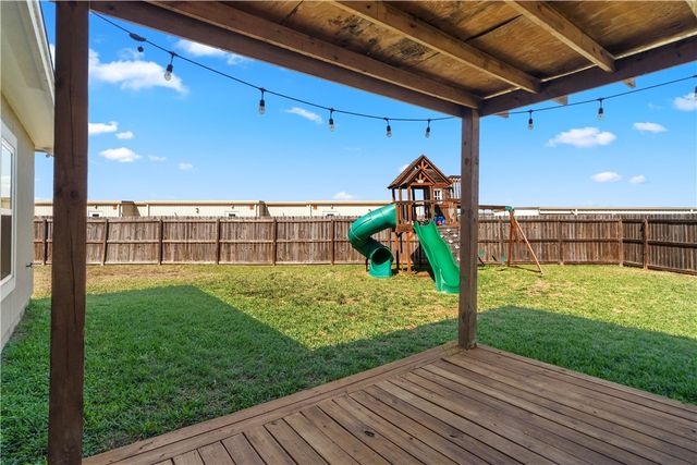 14226 Bowman Ct, Robstown, TX 78380