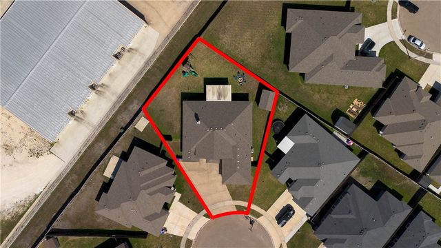 14226 Bowman Ct, Robstown, TX 78380