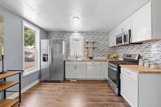 654 Winslow Avenue, Saint Paul, MN 55107