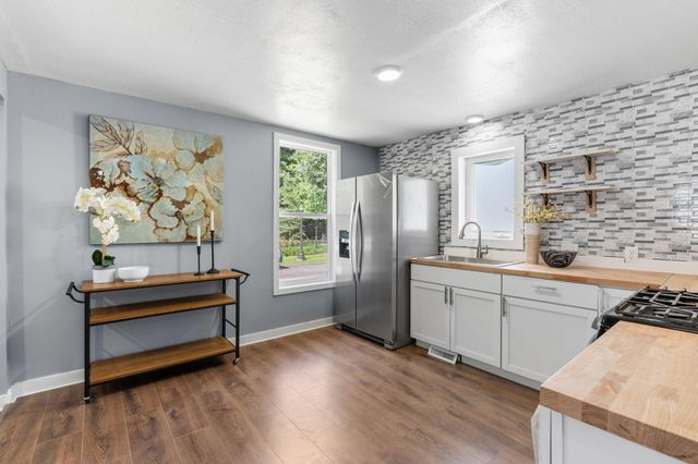 654 Winslow Avenue, Saint Paul, MN 55107