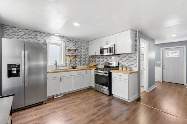 654 Winslow Avenue, Saint Paul, MN 55107