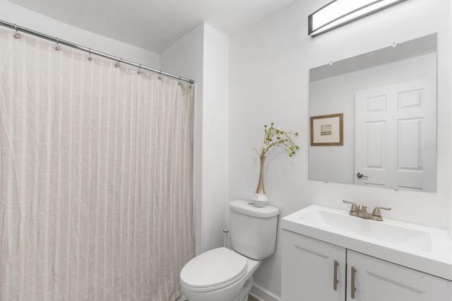 654 Winslow Avenue, Saint Paul, MN 55107