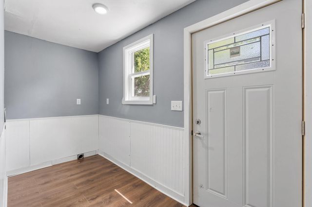 654 Winslow Avenue, Saint Paul, MN 55107