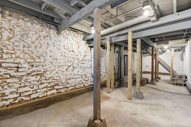 654 Winslow Avenue, Saint Paul, MN 55107
