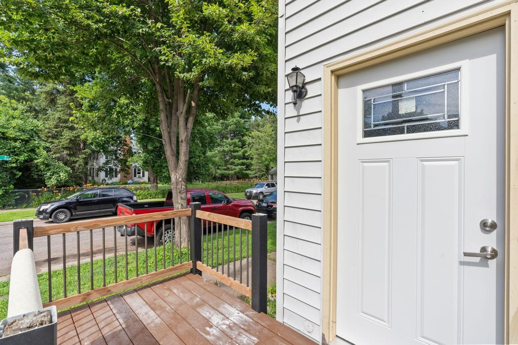 654 Winslow Avenue, Saint Paul, MN 55107 — photo 2