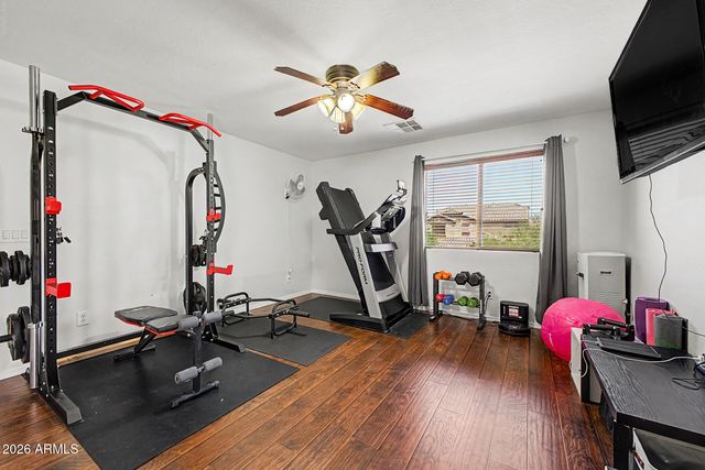 2417 W Barwick Drive, Phoenix, AZ 85085