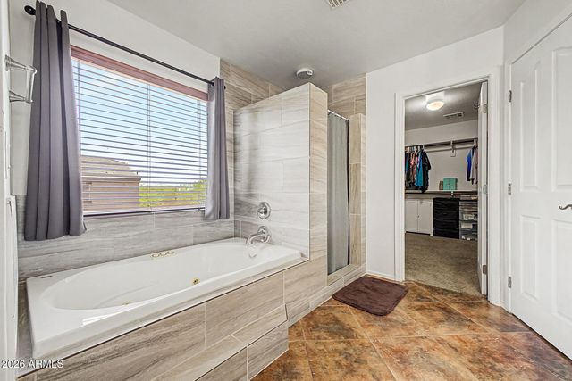 2417 W Barwick Drive, Phoenix, AZ 85085