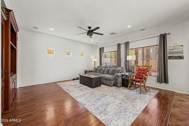 2417 W Barwick Drive, Phoenix, AZ 85085