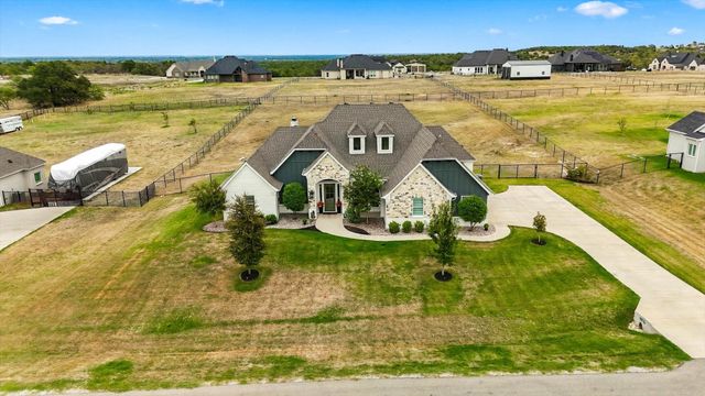 468 Red Bird Drive, Springtown, TX 76082