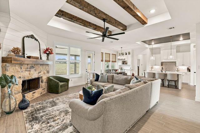 468 Red Bird Drive, Springtown, TX 76082