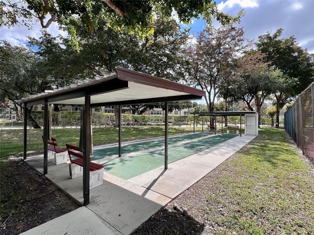 9403 W McNab Road 201, Fort Lauderdale, FL 33321