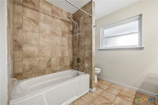 225 Lonely Oaks Lane, Killeen, TX 76542