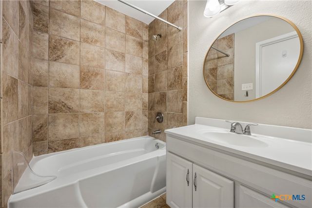 225 Lonely Oaks Lane, Killeen, TX 76542