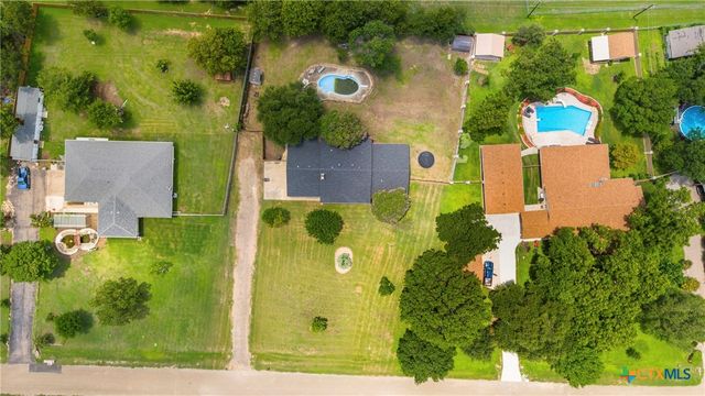 225 Lonely Oaks Lane, Killeen, TX 76542