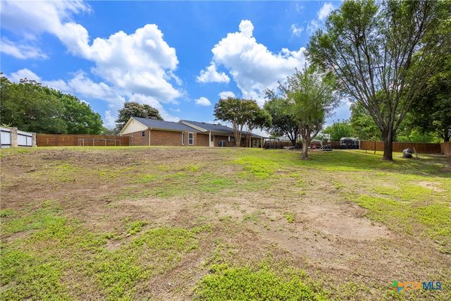225 Lonely Oaks Lane, Killeen, TX 76542
