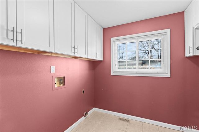 1033 Woods Way, O'fallon, IL 62269