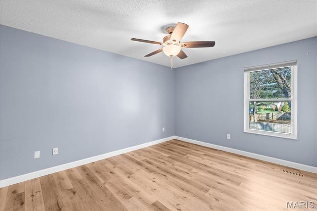 1033 Woods Way, O'fallon, IL 62269