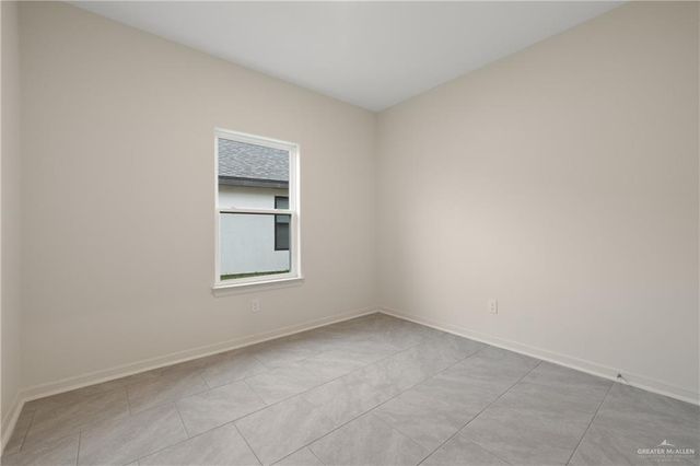 946 W Star Flower Street, Edinburg, TX 78541