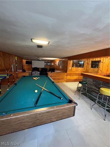 5646 Onaway Oval, Parma, OH 44130