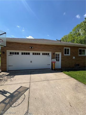 5646 Onaway Oval, Parma, OH 44130