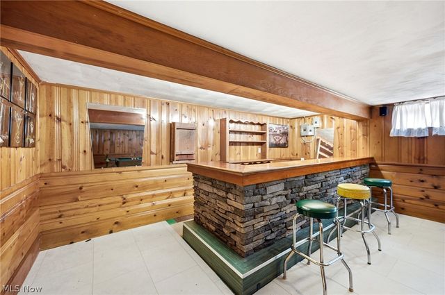 5646 Onaway Oval, Parma, OH 44130