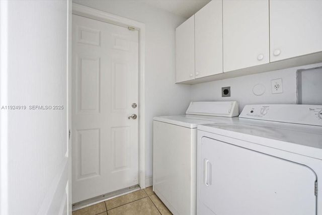 16310 NW 84th Ct, Miami Lakes, FL 33016