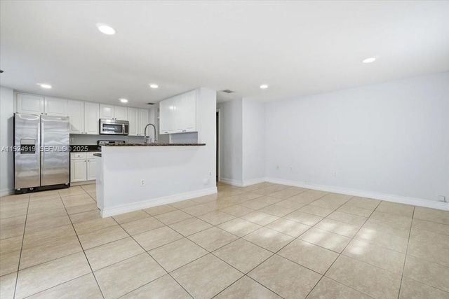 16310 NW 84th Ct, Miami Lakes, FL 33016