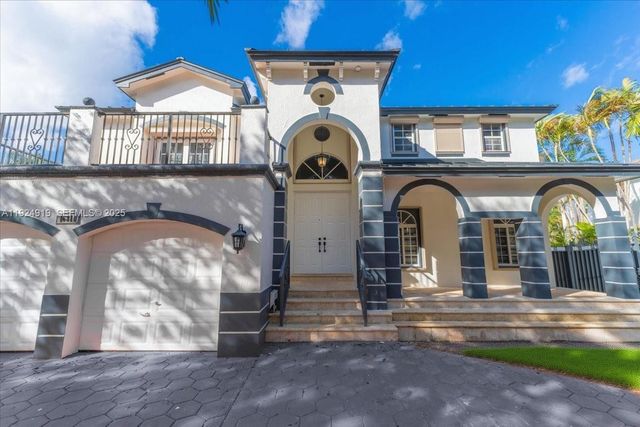 16310 NW 84th Ct, Miami Lakes, FL 33016