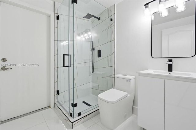 16310 NW 84th Ct, Miami Lakes, FL 33016