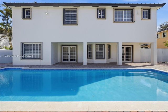 16310 NW 84th Ct, Miami Lakes, FL 33016