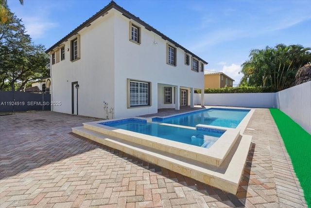 16310 NW 84th Ct, Miami Lakes, FL 33016