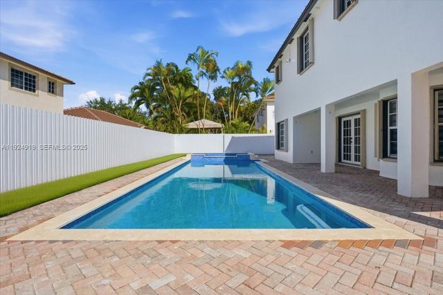 16310 NW 84th Ct, Miami Lakes, FL 33016